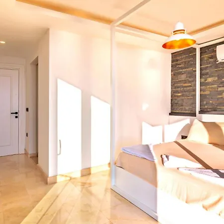 Villa 4 Bedroom - 3283